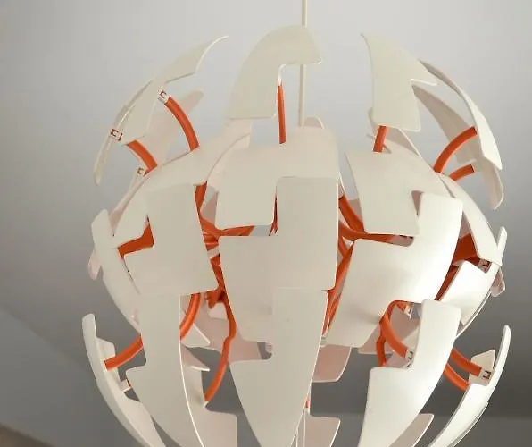 Cosy A 5mn Du Futuroscope * 若奈克兰